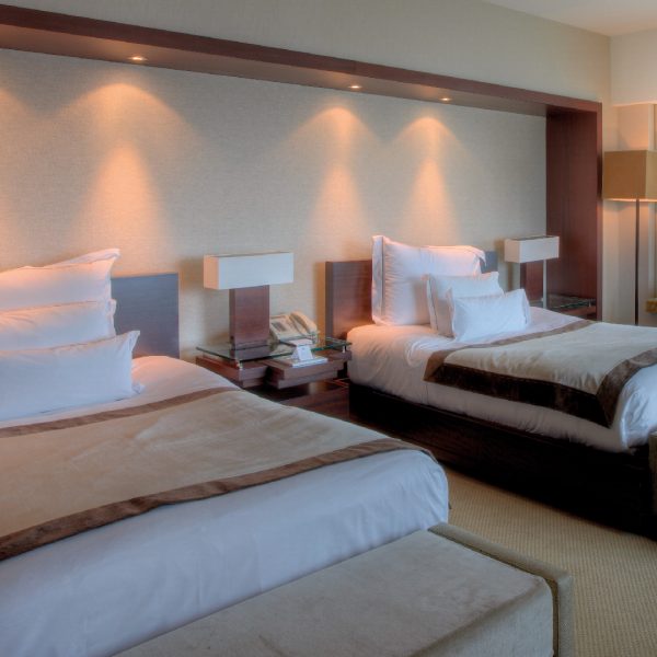 BOMBILLO LED TOLEDO 10W DL 15H DIMERIZABLE 6500K CJ REF: P27961-19